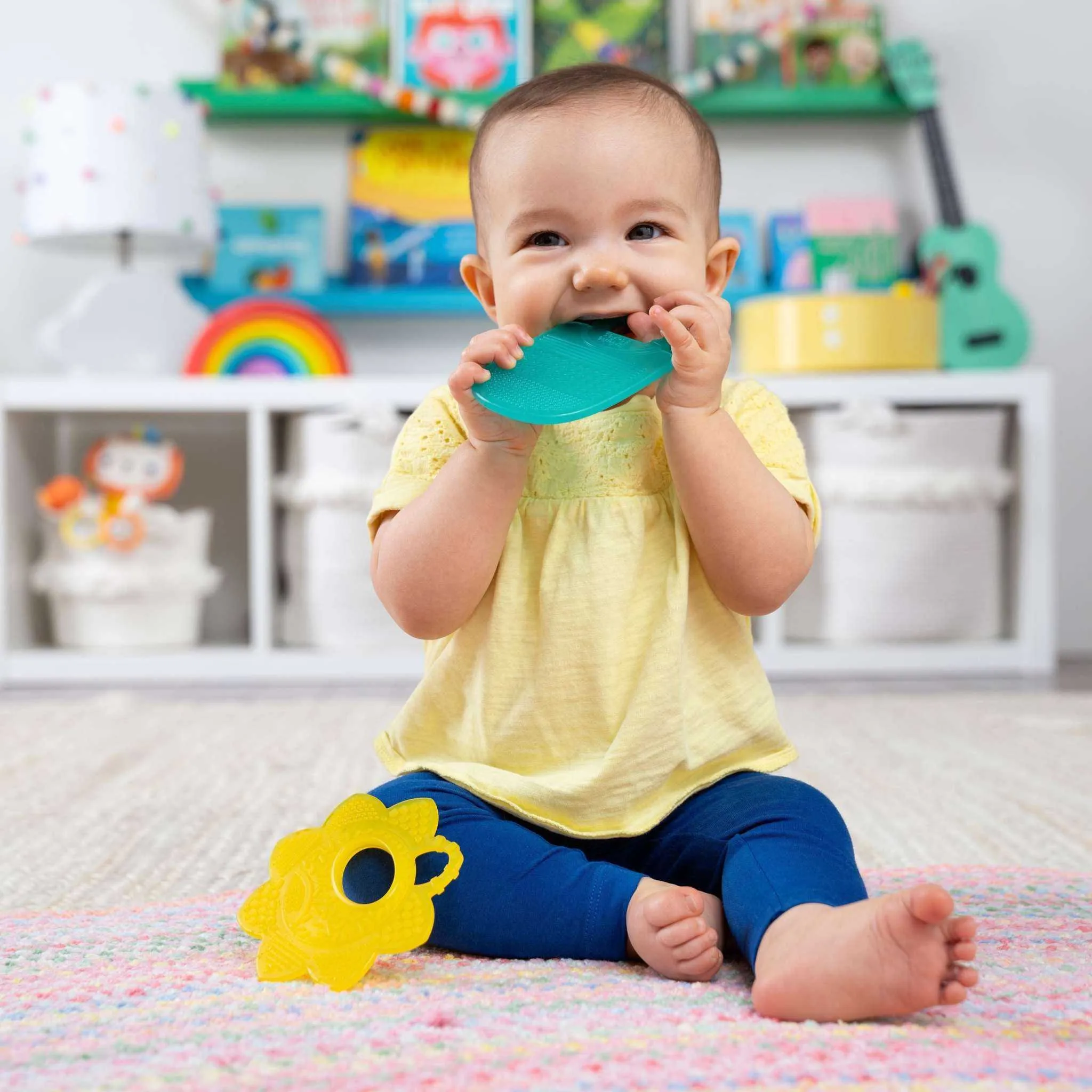 Bright Starts Teeth Relief™ 8-Piece Gift Set