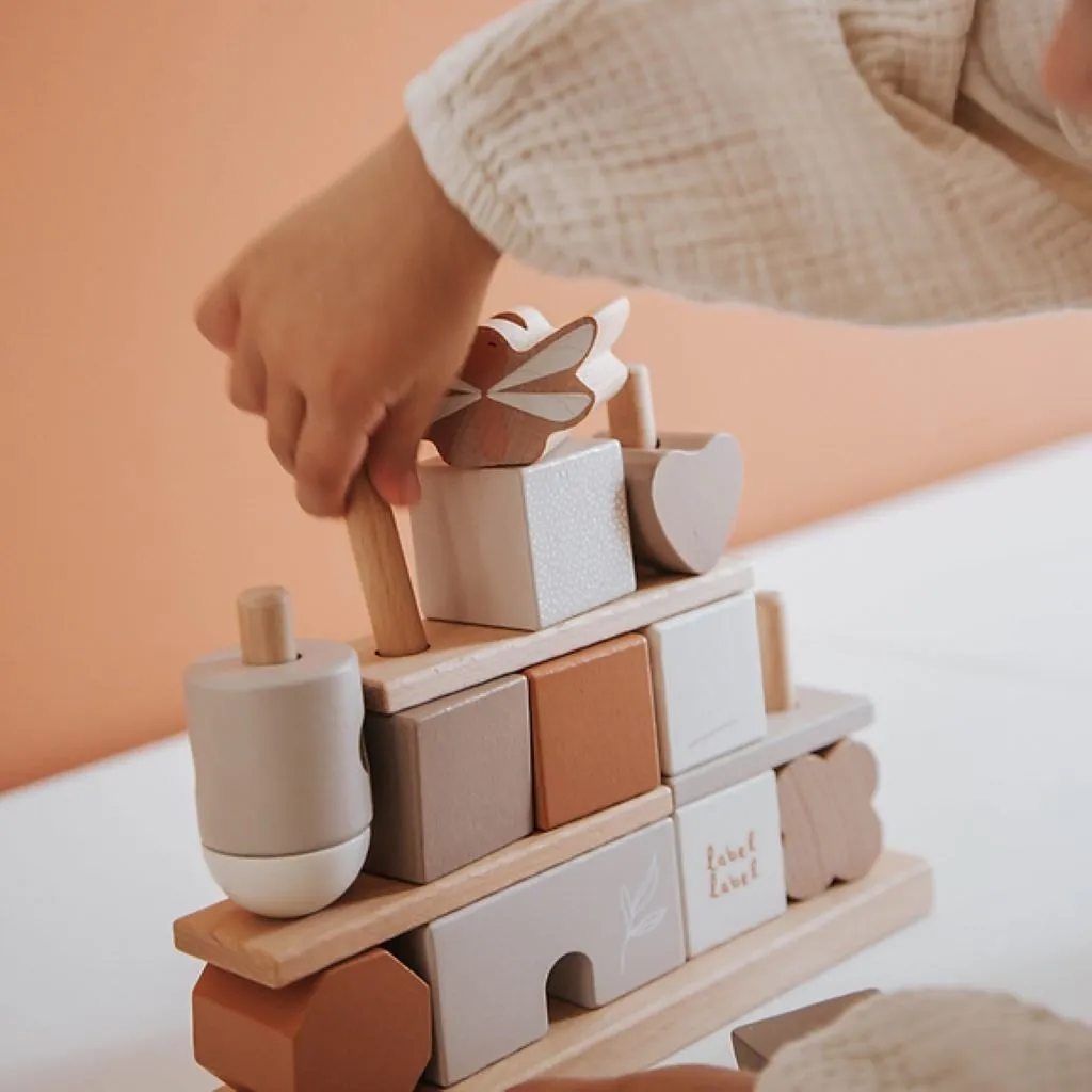 LABEL LABEL STACKING BLOCKS HOUSE